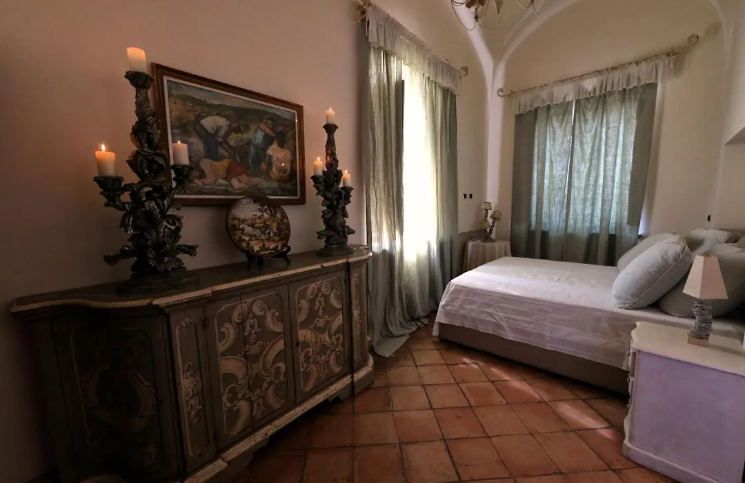 Casa Raiola Ercolano Luxury Rooms&Spa-1